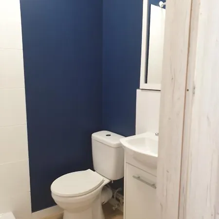 Unit In Solec50 By Metro Station Centrum Kopernika Elektrownia Powisle Stadion Narodowy מלון ורשה