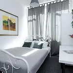 Unit In Solec50 By Metro Station Centrum Kopernika Elektrownia Powisle Stadion Narodowy Hotel *