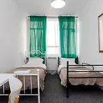 Hotel Unit In Solec50 By Metro Station Centrum Kopernika Elektrownia Powisle Stadion Narodowy Varšava